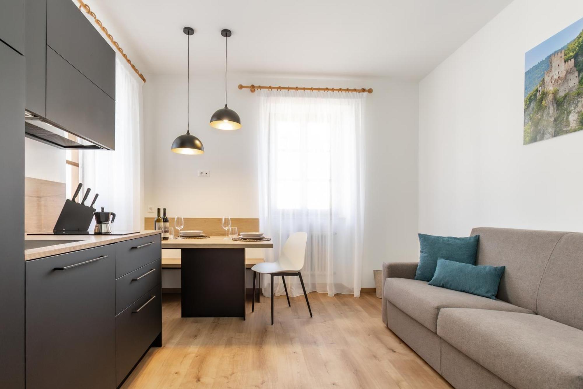 Ansitz Von Wohlgemuth Apartment ซาลอร์โน ภายนอก รูปภาพ